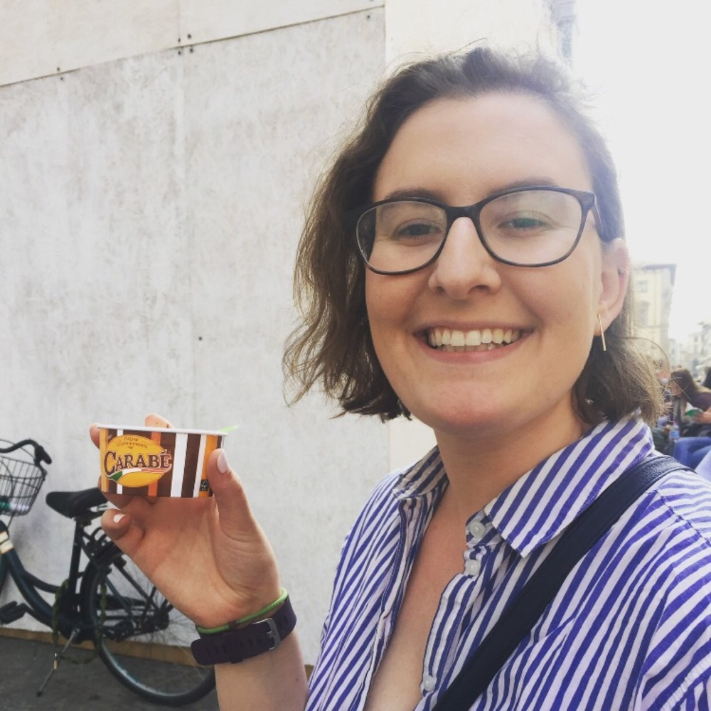 Meet your Posher, Cara